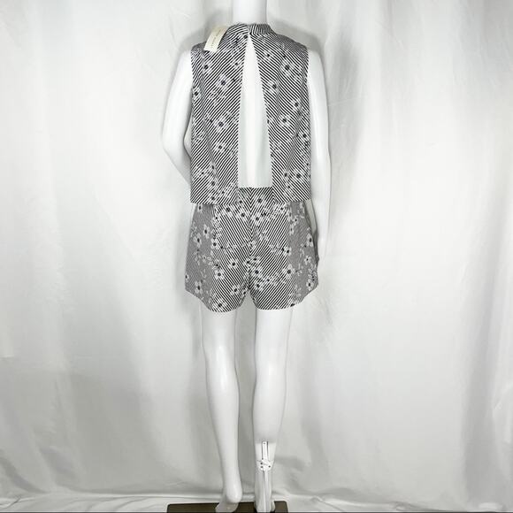 After Market White Black Stripe &Daisy Print Sleeveless High Neck Romper SzS NWT - Picture 5 of 16